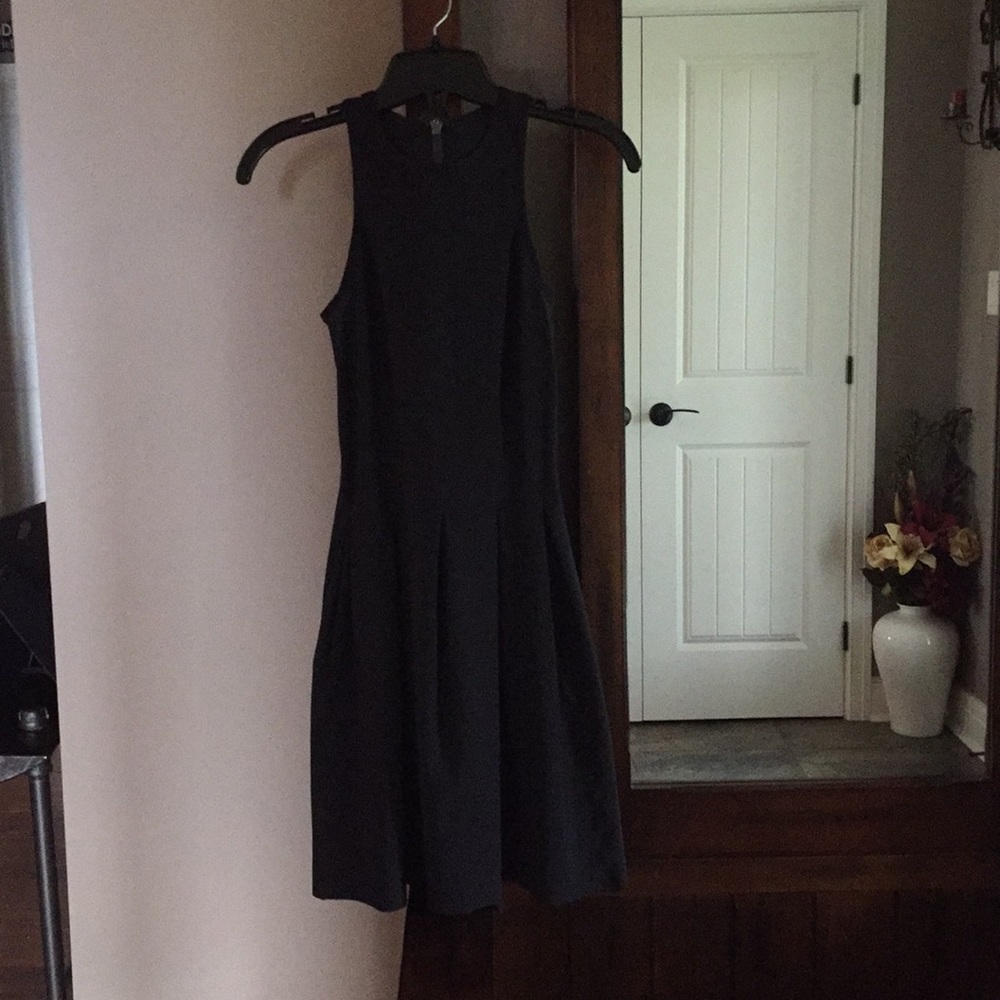 Pleated Lululemon dress WITH POCKETS!